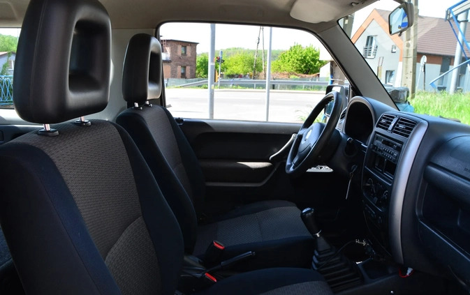 Suzuki Jimny cena 31900 przebieg: 190000, rok produkcji 2008 z Sandomierz małe 436